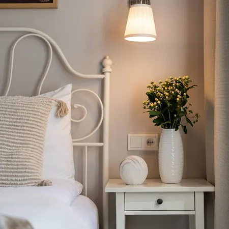 Loreto 1 By Cozyplace Apartment