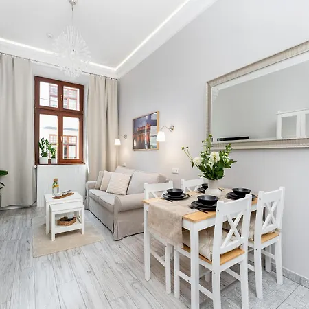 Loreto 1 By Cozyplace Apartment